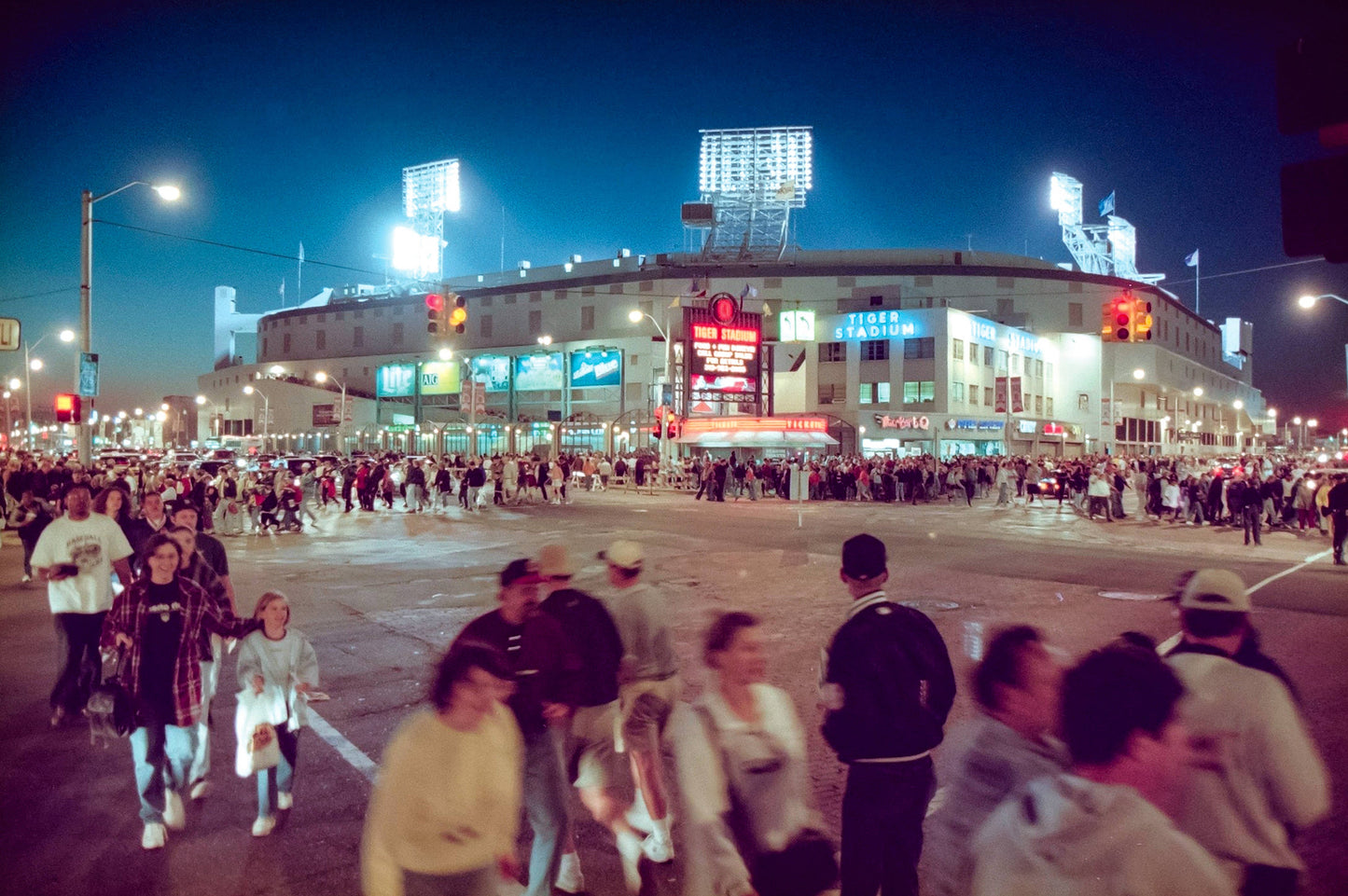 Roar of 125: The Epic History of the Detroit Tigers Book