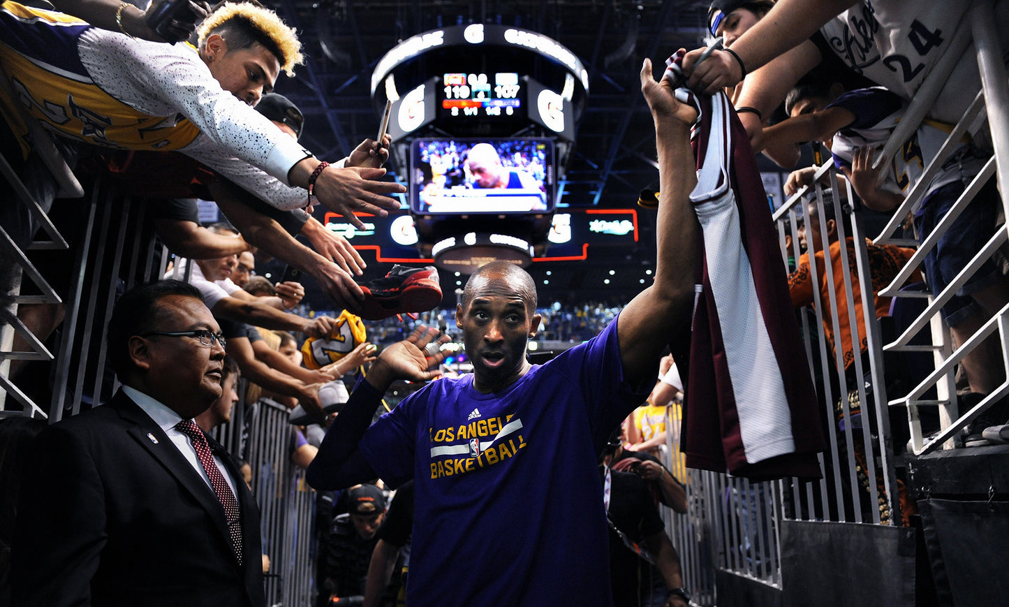 Return to Glory: The Los Angeles Lakers' Historic 2019–2020 Championship Book