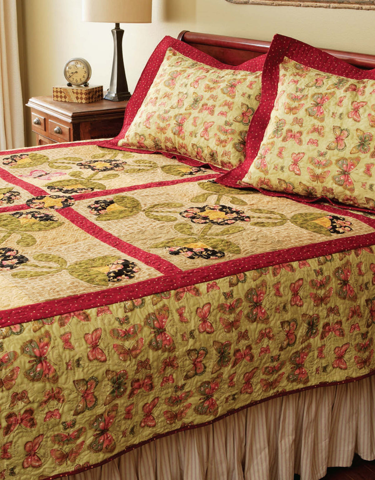 Learn to Machine Quilt with Pat Sloan Book