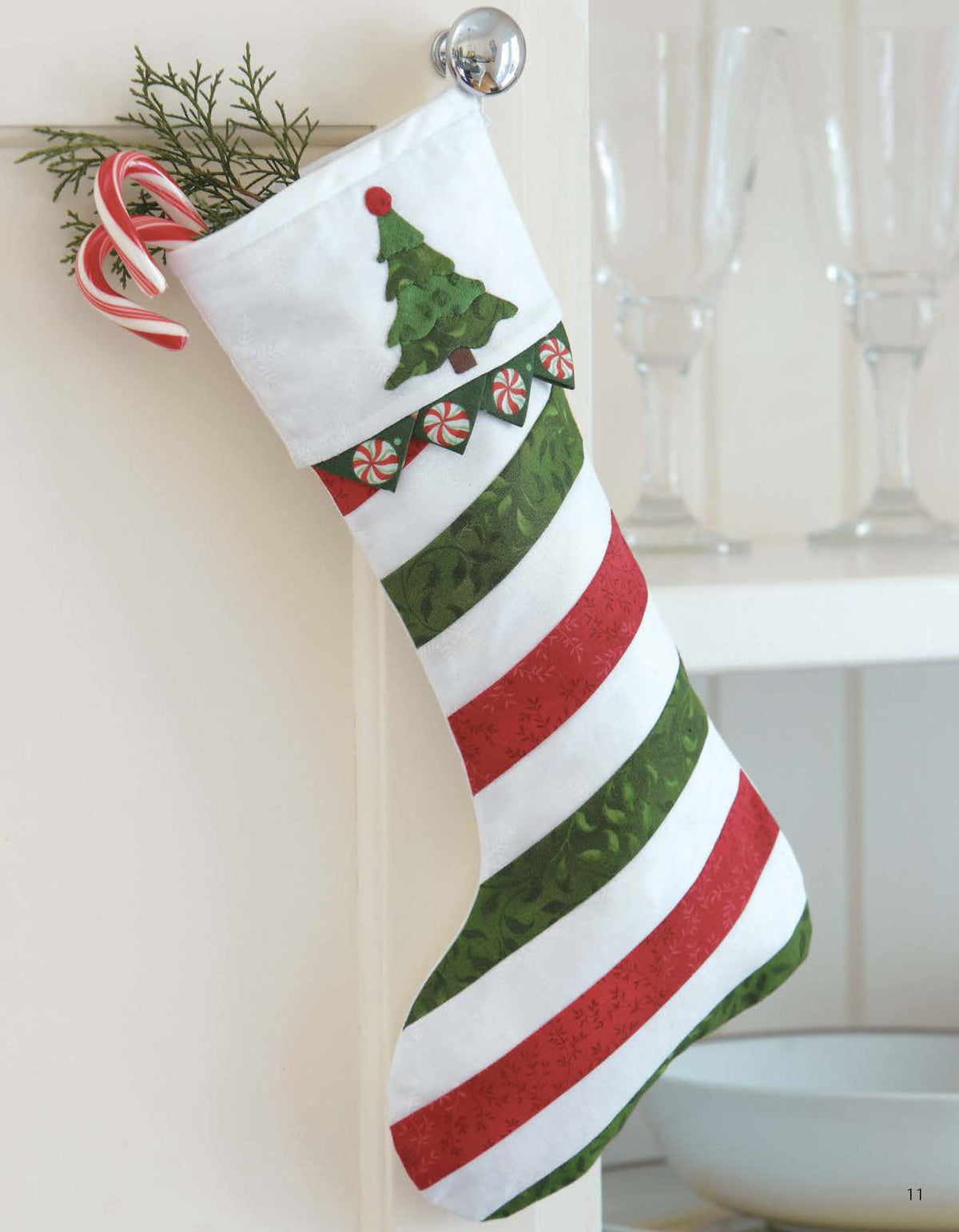 Christmas Sparkle— 7 Whimsical Embellishments That Truly Sparkle! Book
