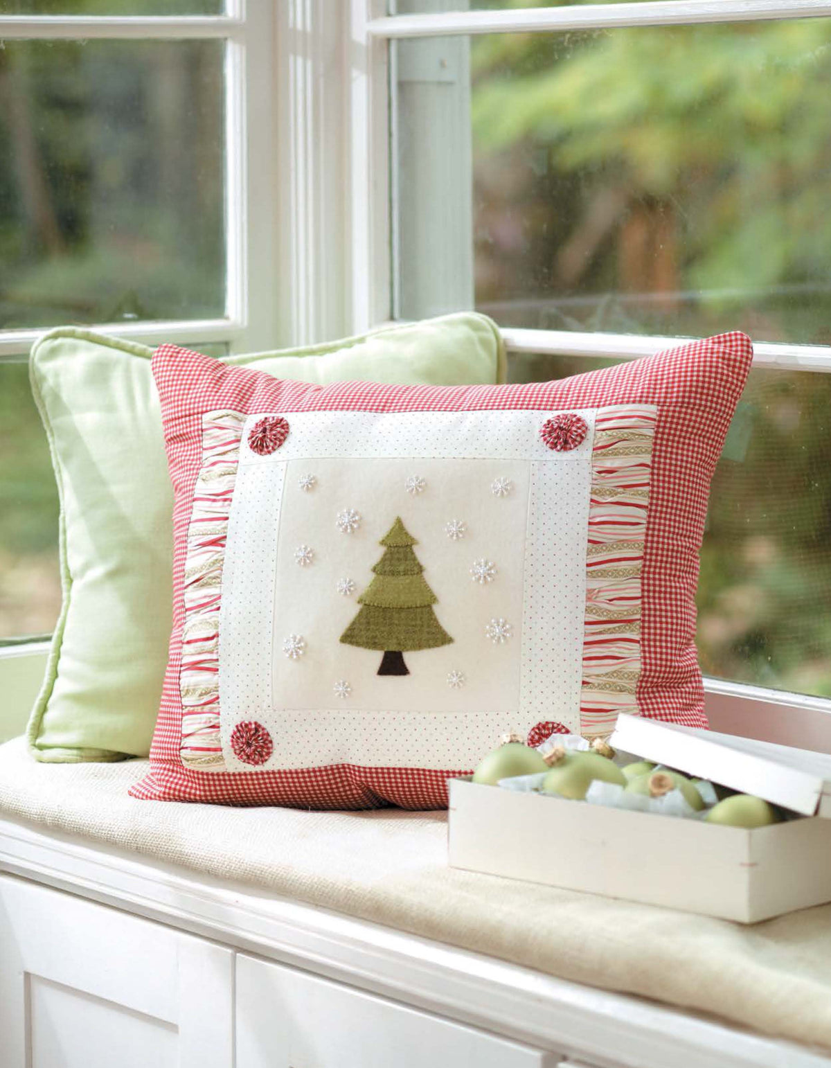 Christmas Sparkle— 7 Whimsical Embellishments That Truly Sparkle! Book