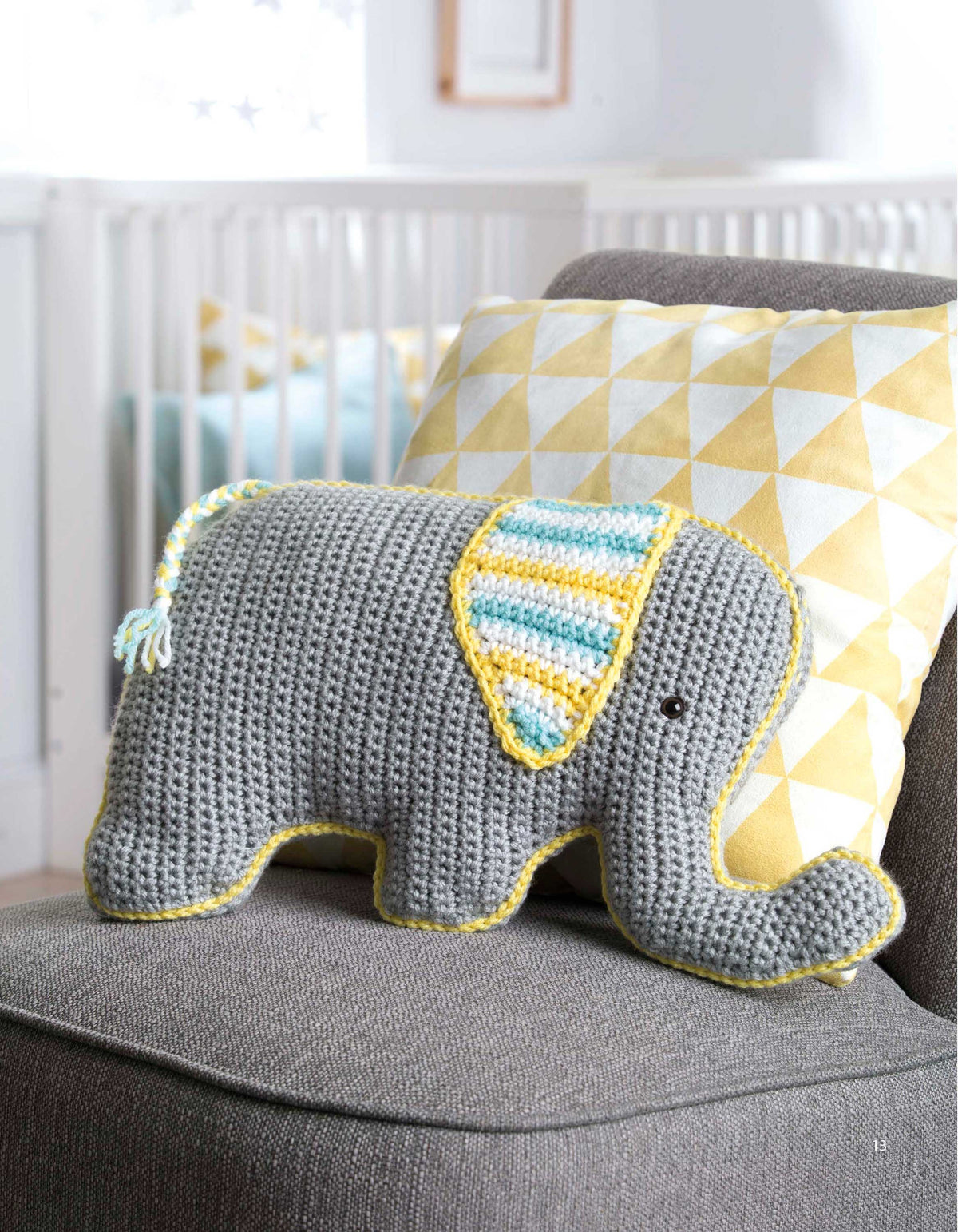 Fun Animal Pillows—9 Huggable Friends to Stitch for Little Ones Book
