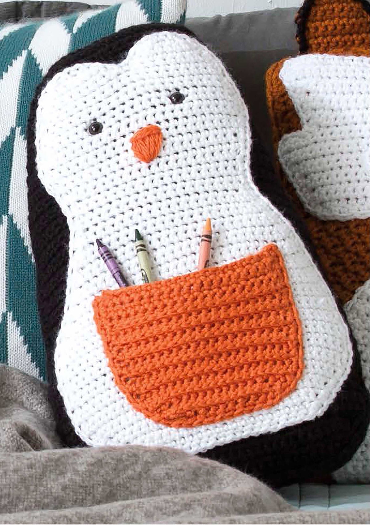 Fun Animal Pillows—9 Huggable Friends to Stitch for Little Ones Book