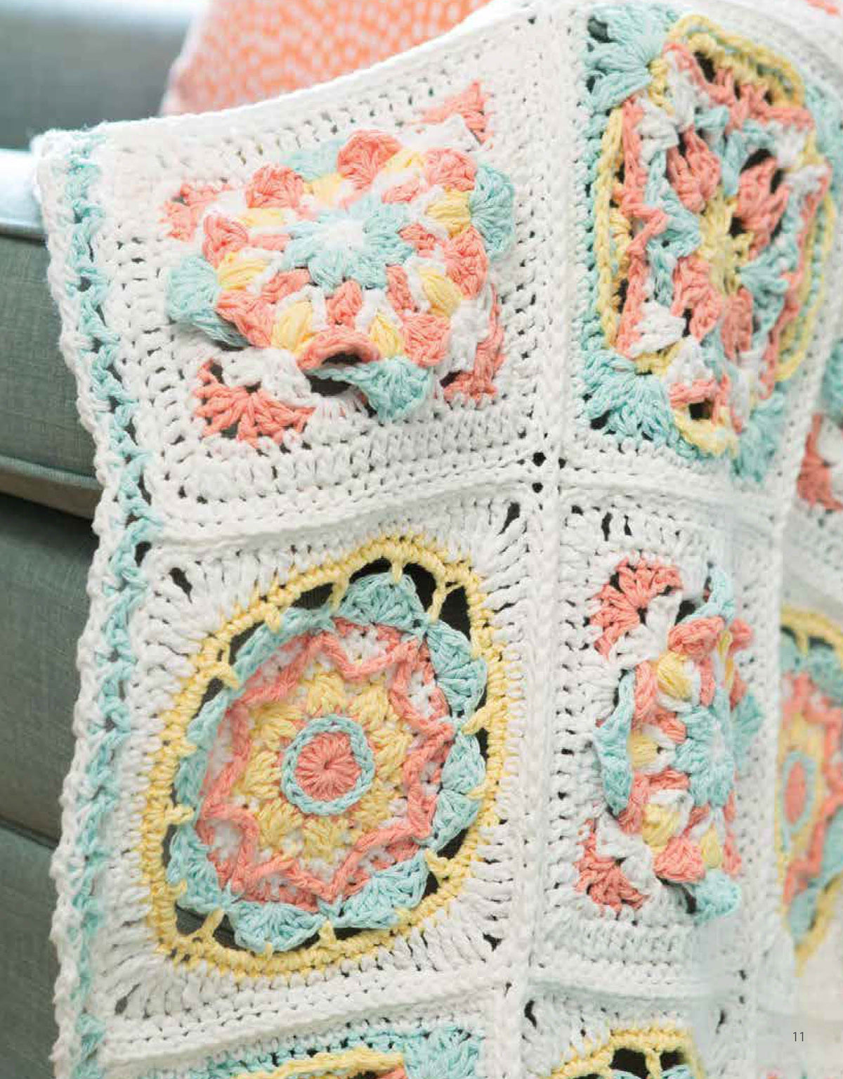 Overlay Crochet Pillows Book