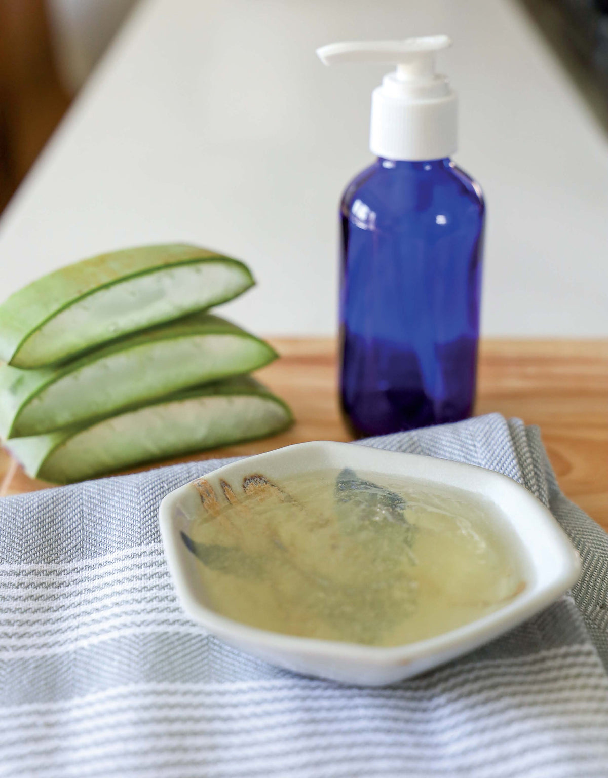 Handmade Soaps, Sanitizers, & Cleaners Book