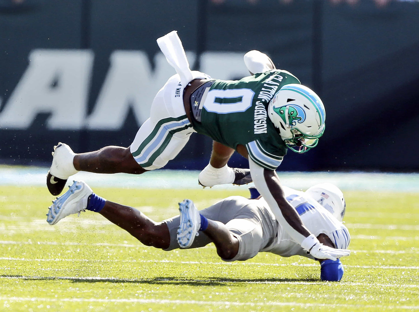 Shock Wave: Tulane’s Thrilling Season Book