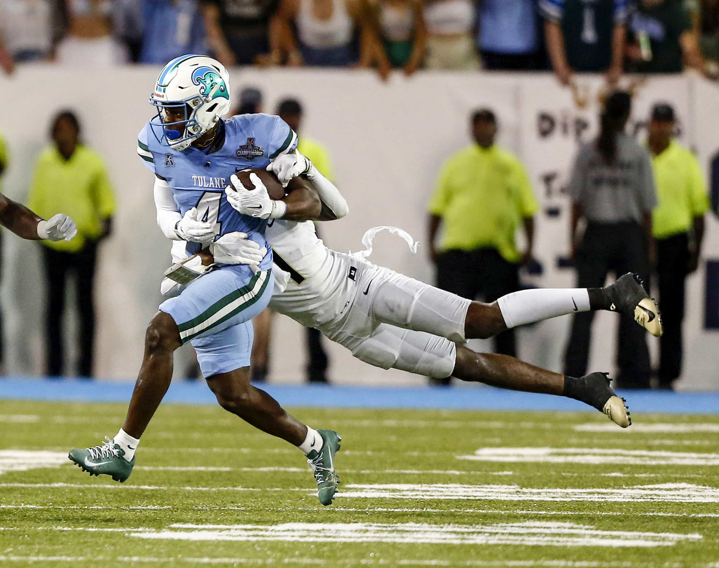 Shock Wave: Tulane’s Thrilling Season Book