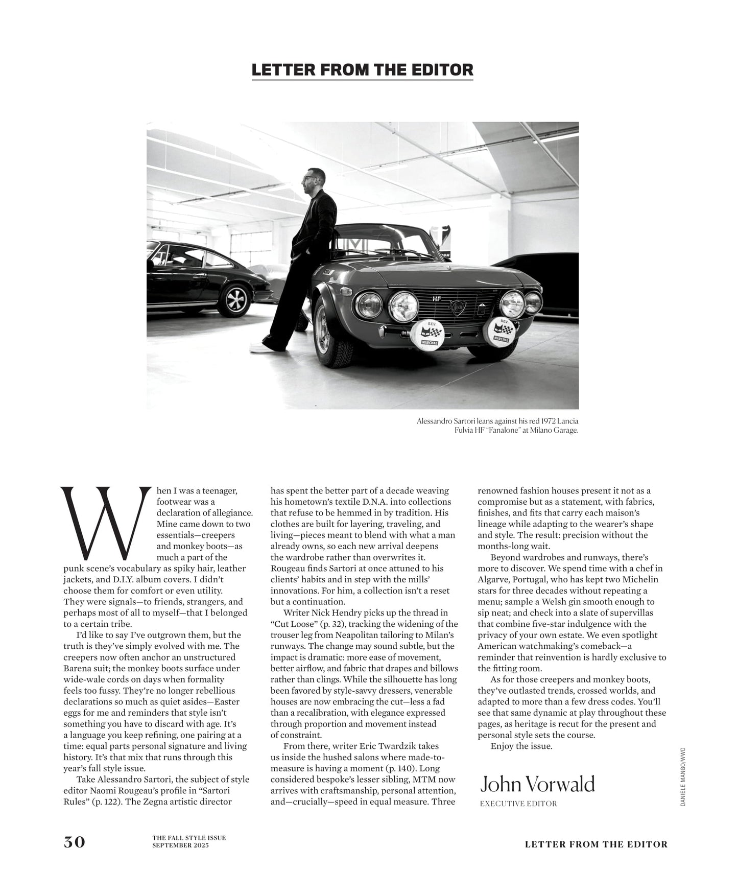 Robb Report - The Fall Style Issue September 2025: The Guide To Luxury Living, Hottest Gadgets, Gastao’s Alpine Luxury,  Designer Watches, Jewelry, Sartorial Trends, Men’s Grooming Essentials & More!