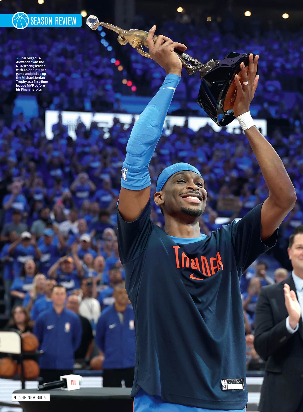 The NBA Book - The Ultimate NBA Experience 2025: Season Highlights & Breakdowns, Key Players, Featuring Steph Curry & LeBron James, Playoff Predictions, Exclusive Insights & More!
