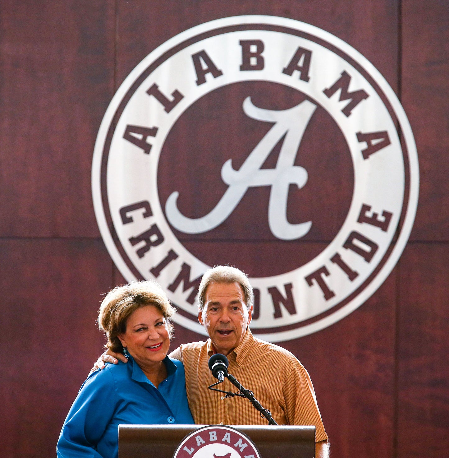 Nick Saban: A Career That Changed Alabama Football Forever Book