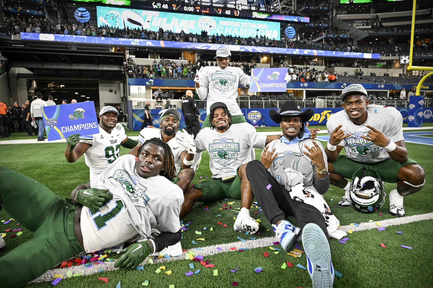 Shock Wave: Tulane’s Thrilling Season Book
