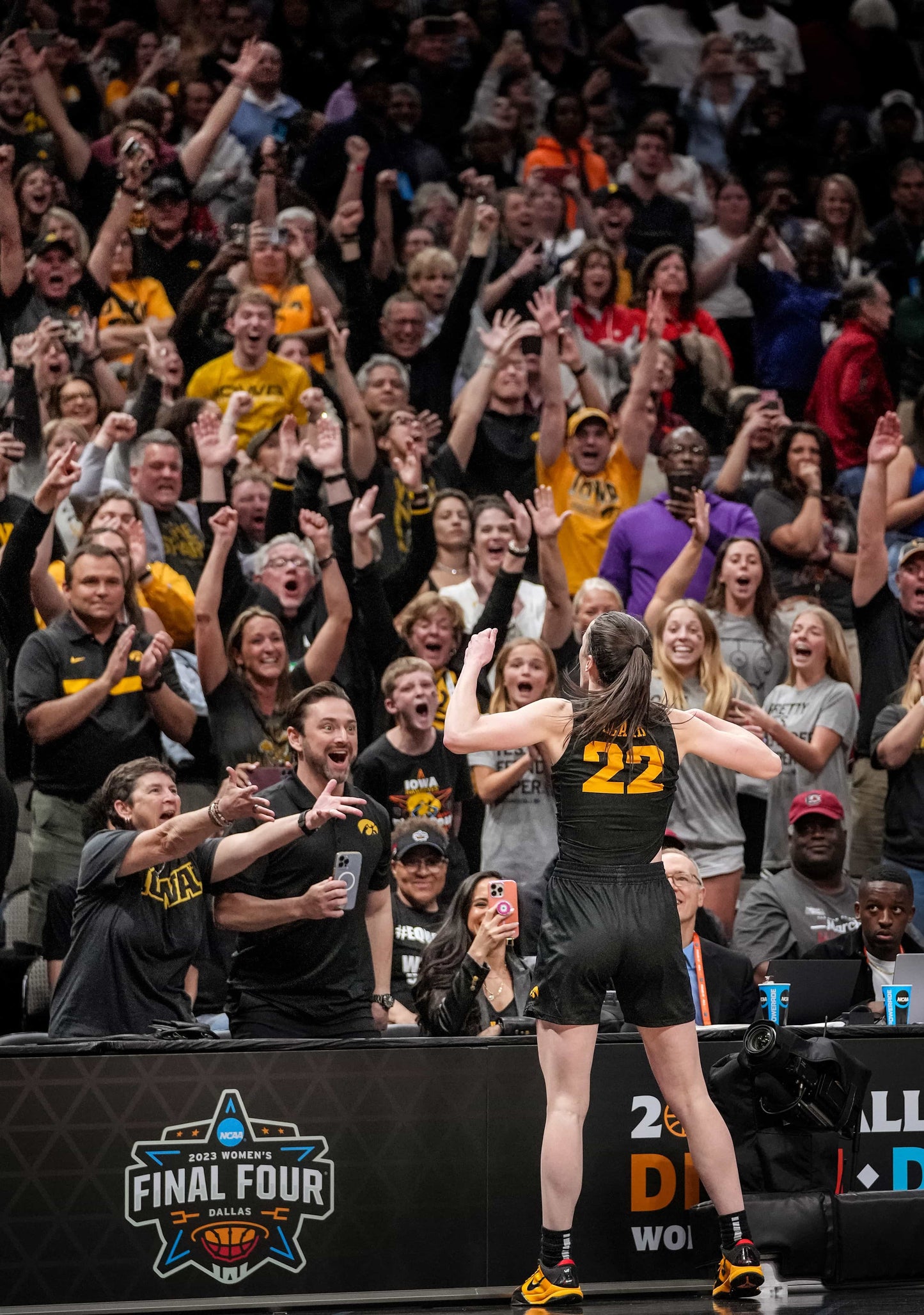 Unmatched: Caitlin Clark’s Remarkable Journey, From Her Iowa High School Career to Breaking Collegiate Records and Captivating the Nation Book