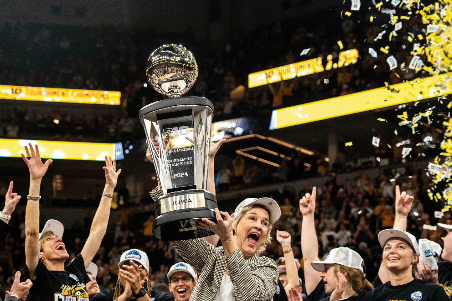 Unmatched: Caitlin Clark’s Remarkable Journey, From Her Iowa High School Career to Breaking Collegiate Records and Captivating the Nation Book
