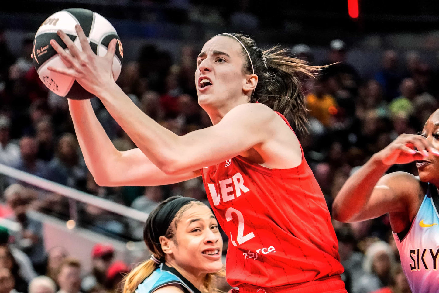 Fever Pitch: How Caitlin Clark Captivated the Basketball World and Won Rookie of the Year Book