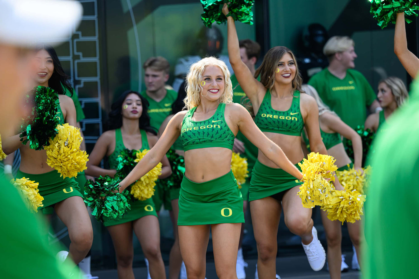 Dawn of the Ducks: The Inside Story of Oregon’s Epic March to the Big Ten Championship in Season One Book