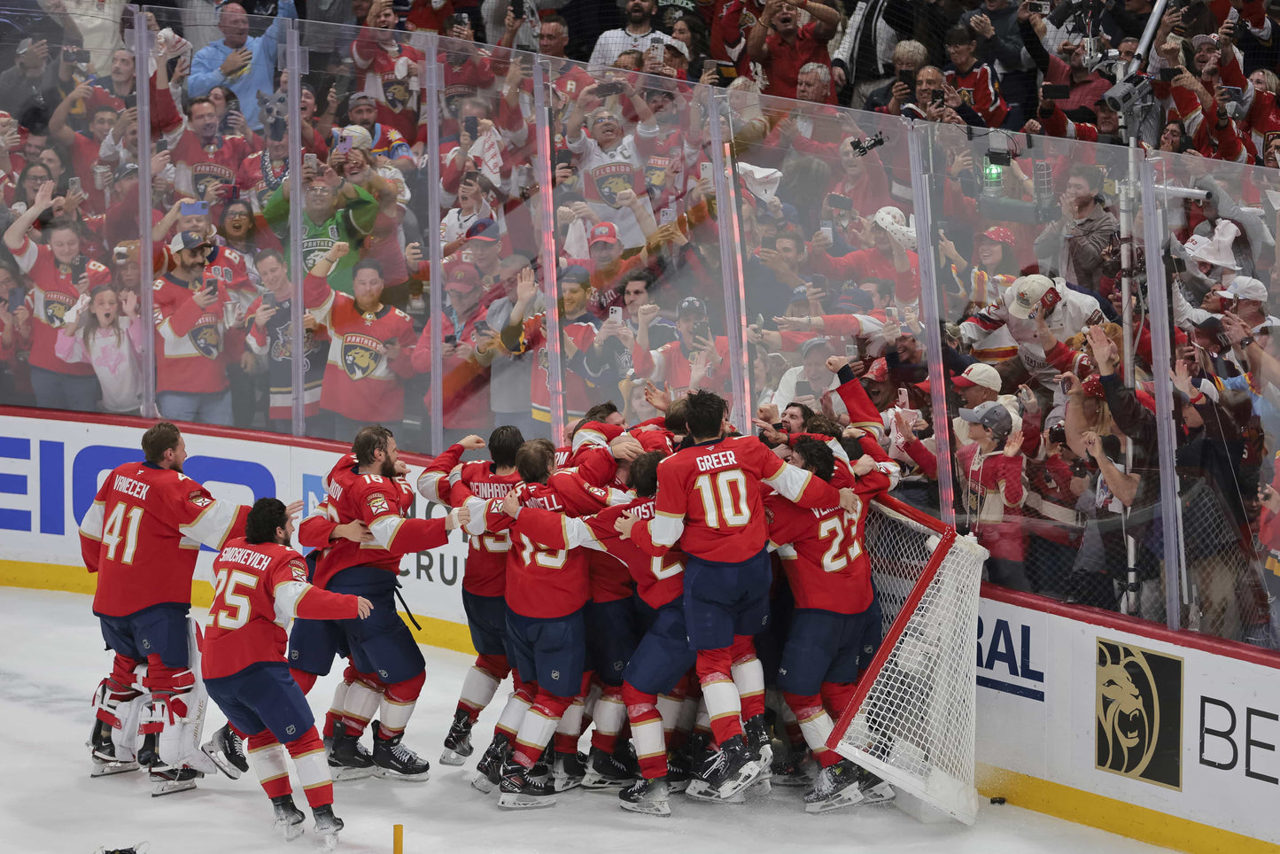 RUN IT BACK! The Florida Panthers Repeat as Stanley Cup Champions Book