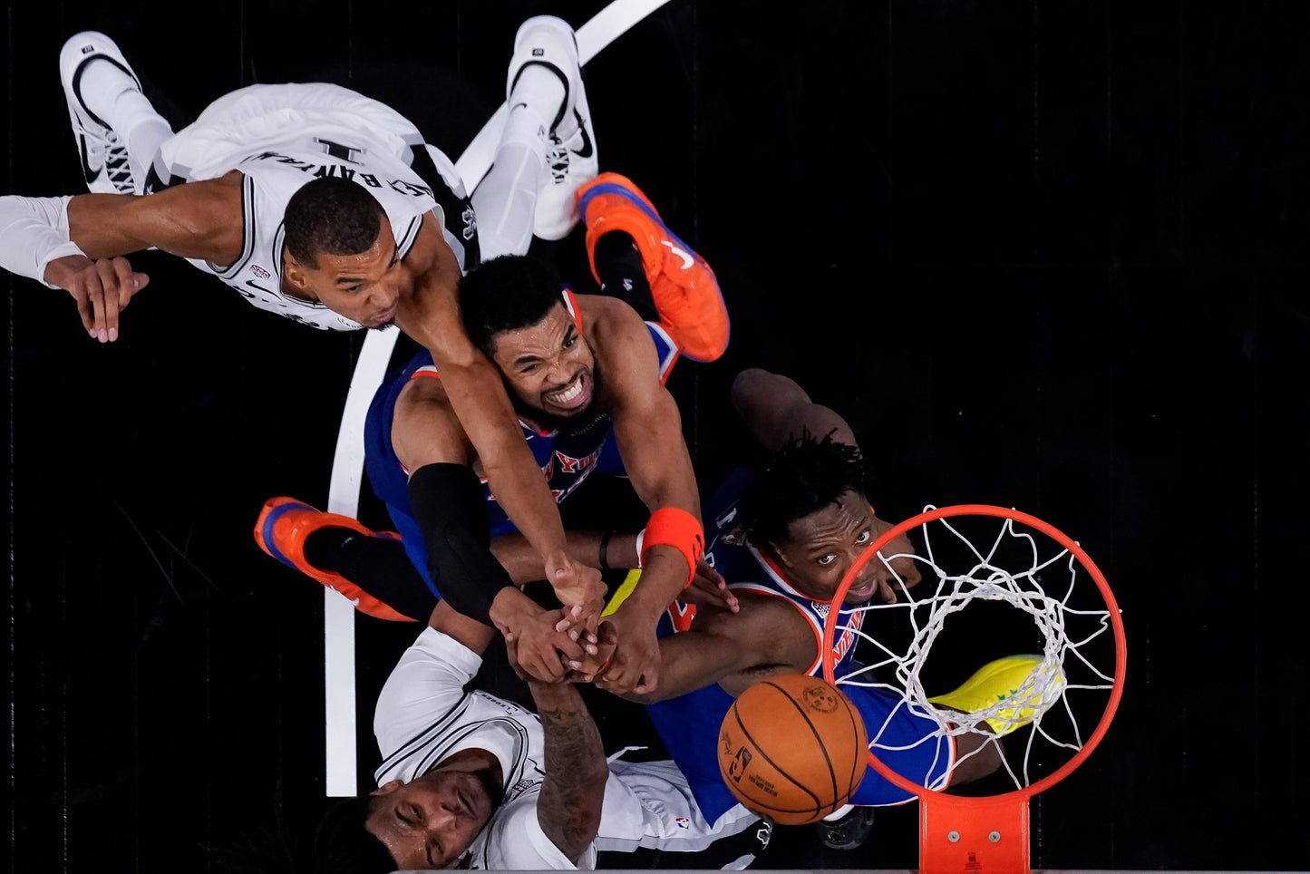 Garden Glory The New York Knicks and the NBA Championship Five Decades in the Making Book - PREORDER ships 08/28/2026