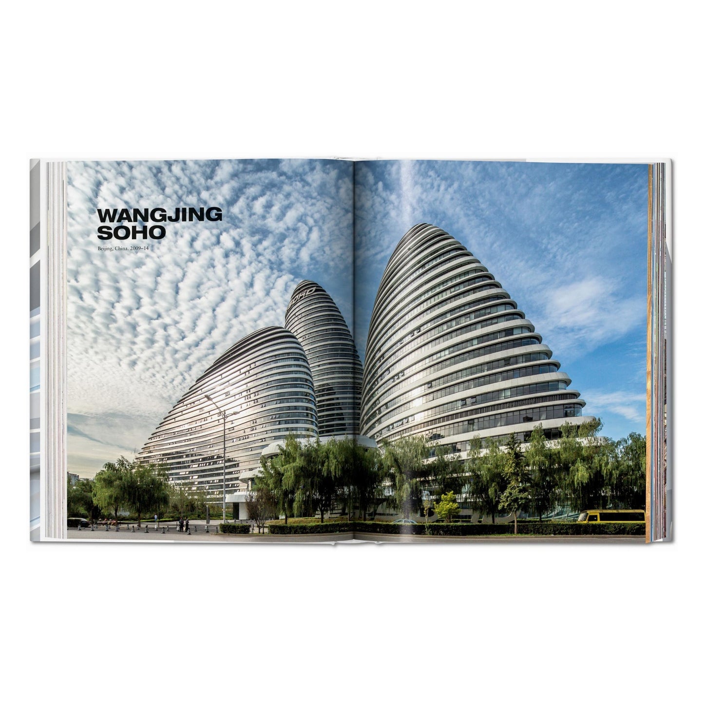 Zaha Hadid. Complete Works 1979–Today (German, French, English) Book
