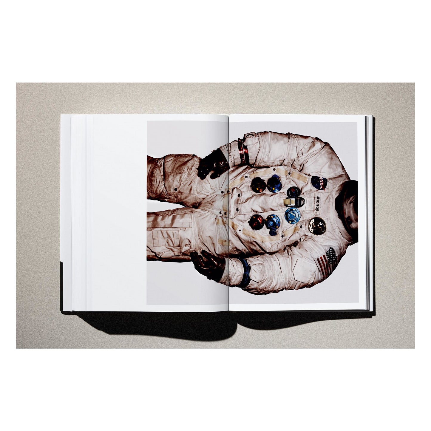 Albert Watson. Kaos (German, French, English) Book