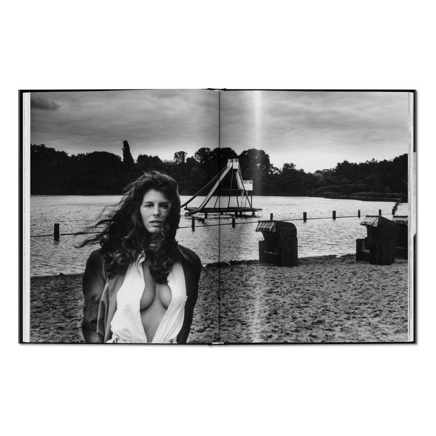 Helmut Newton. Berlin, Berlin (German, French, English) Book