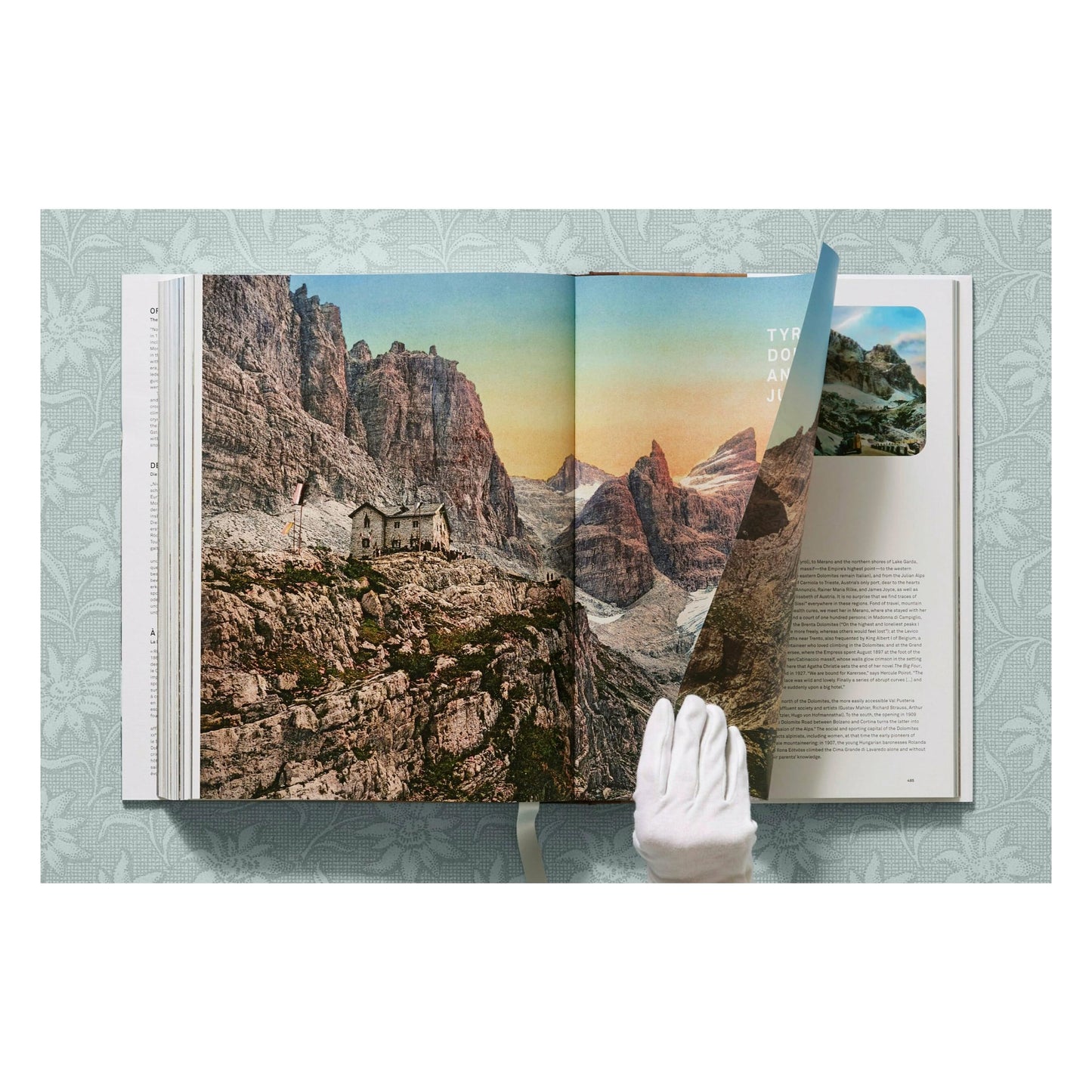 The Alps 1900. A Portrait in Color (German, French, English) Book