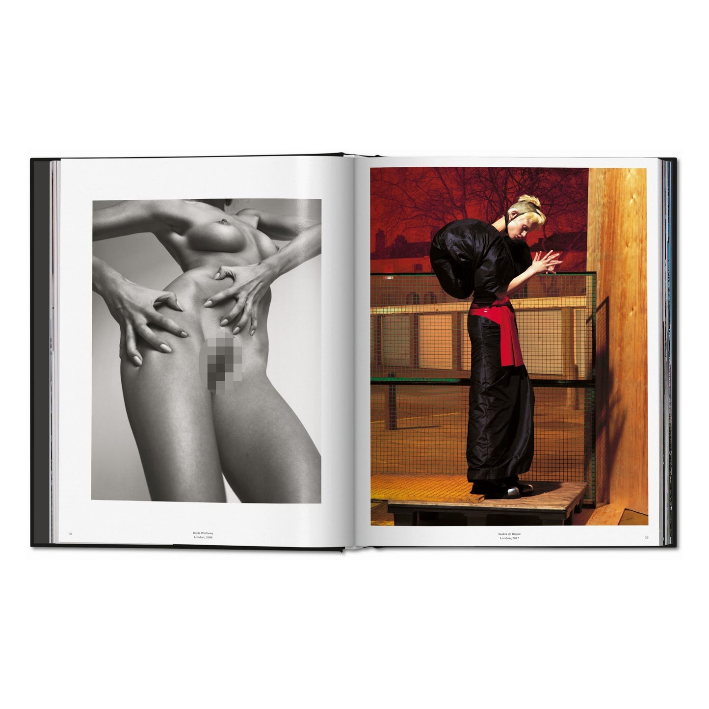 Mert Alas and Marcus Piggott (German, French, English) Book