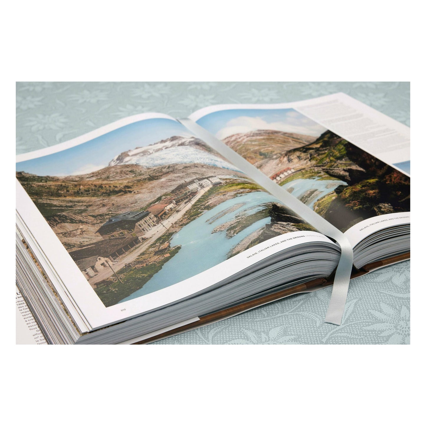The Alps 1900. A Portrait in Color (German, French, English) Book