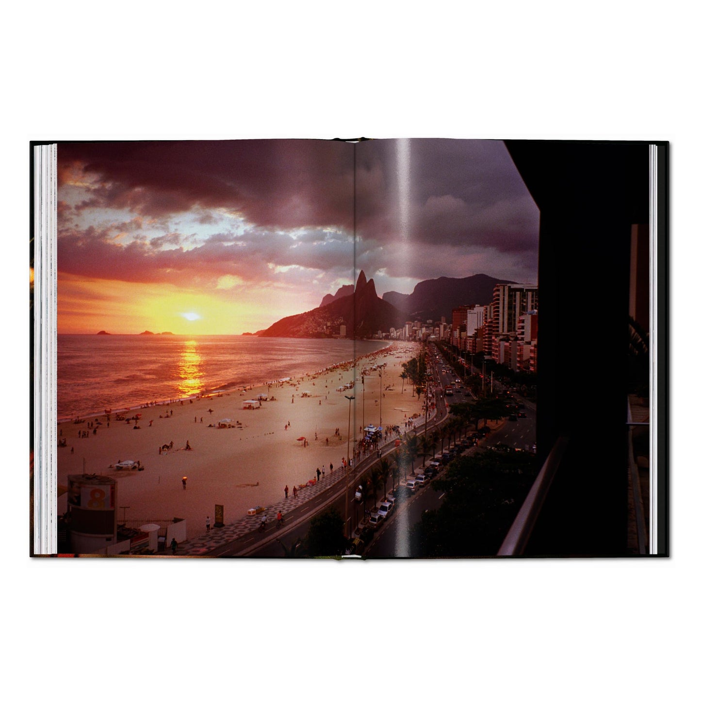 MaRIO DE JANEIRO Testino (English) Book