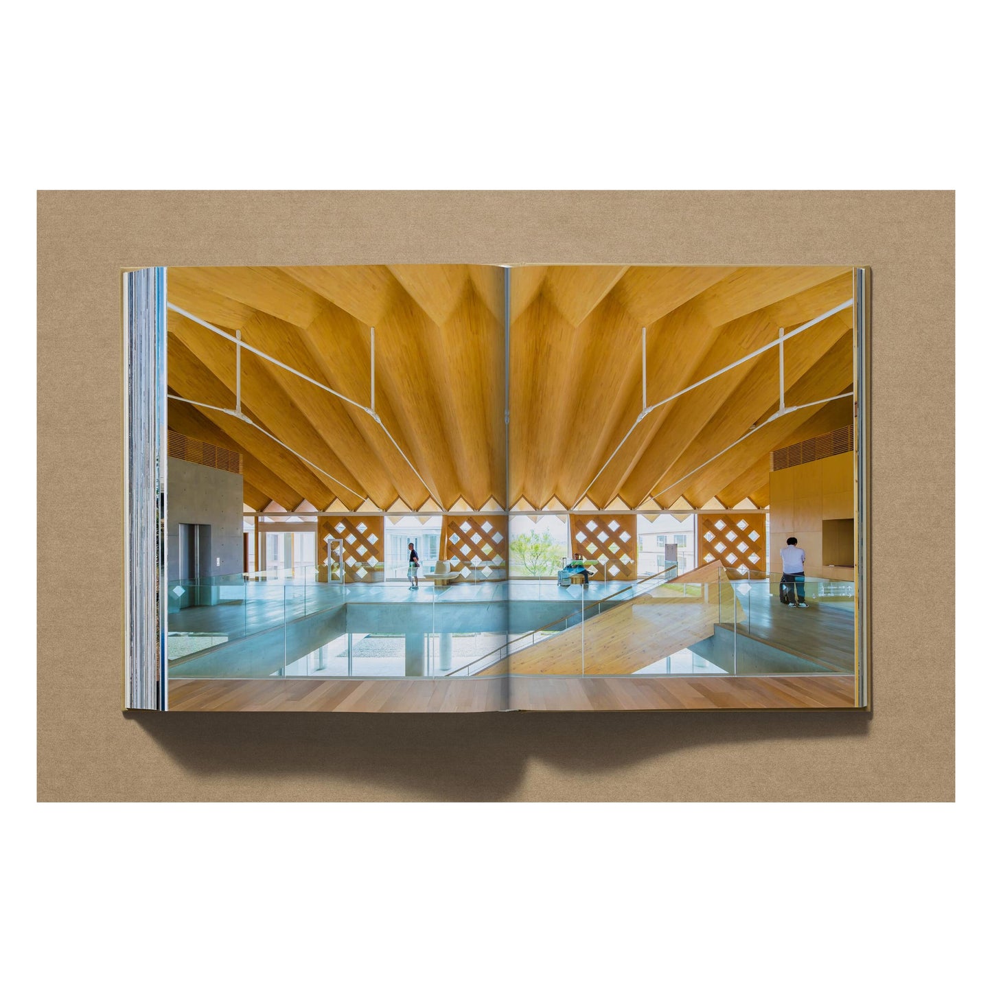 Shigeru Ban. Complete Works 1985–Today (German, French, English) Book