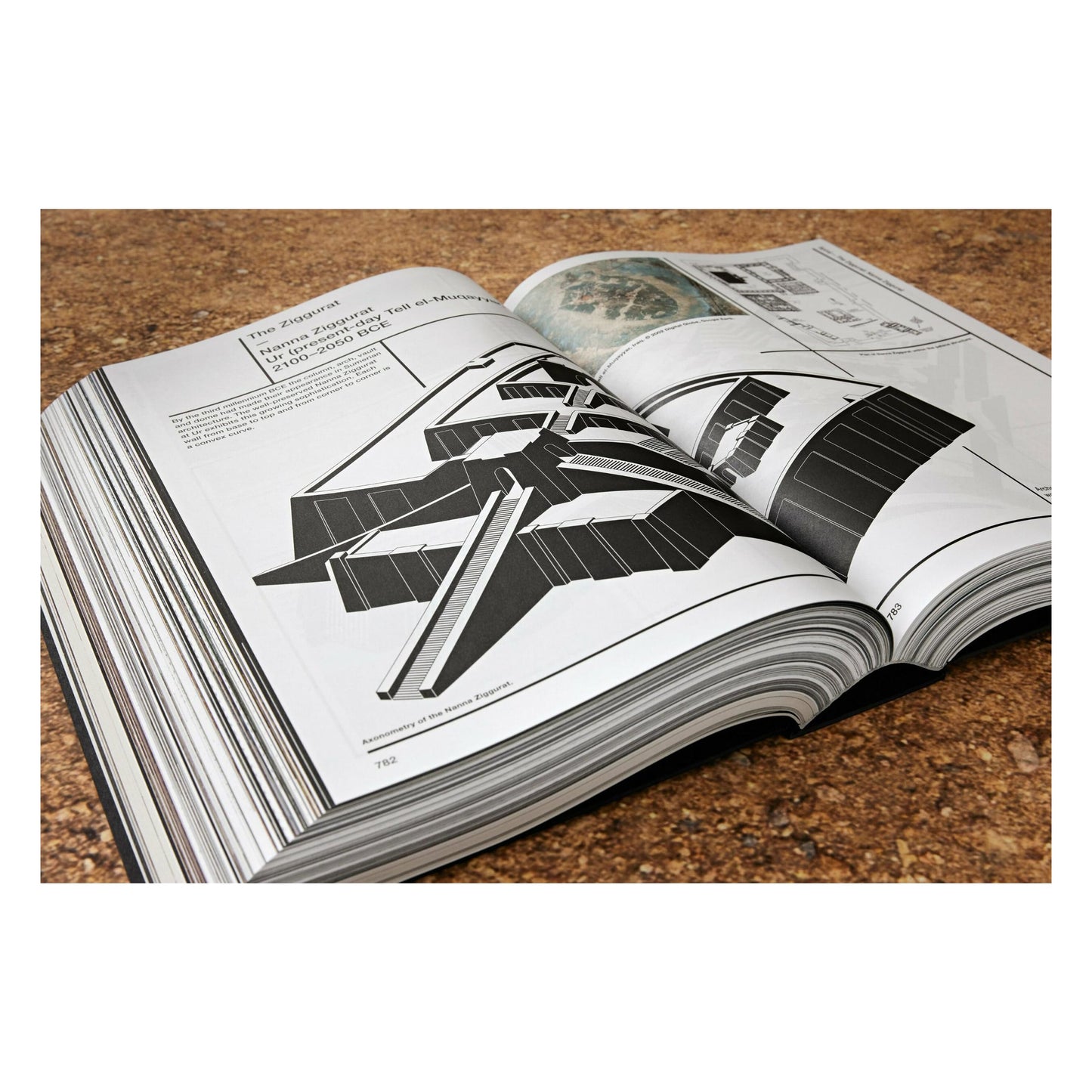 Bjarne Mastenbroek. Dig it! Building Bound to the Ground (English) Book