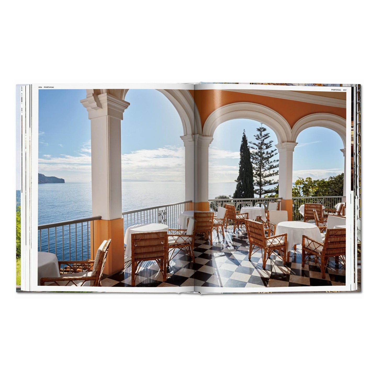 Great Escapes Europe. The Hotel Book (German, French, English) Book