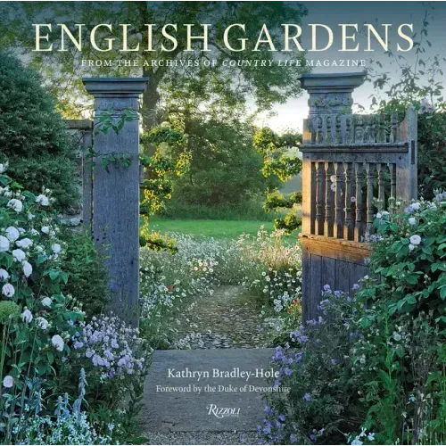 English Gardens: From the Archives of Country Life Magazine