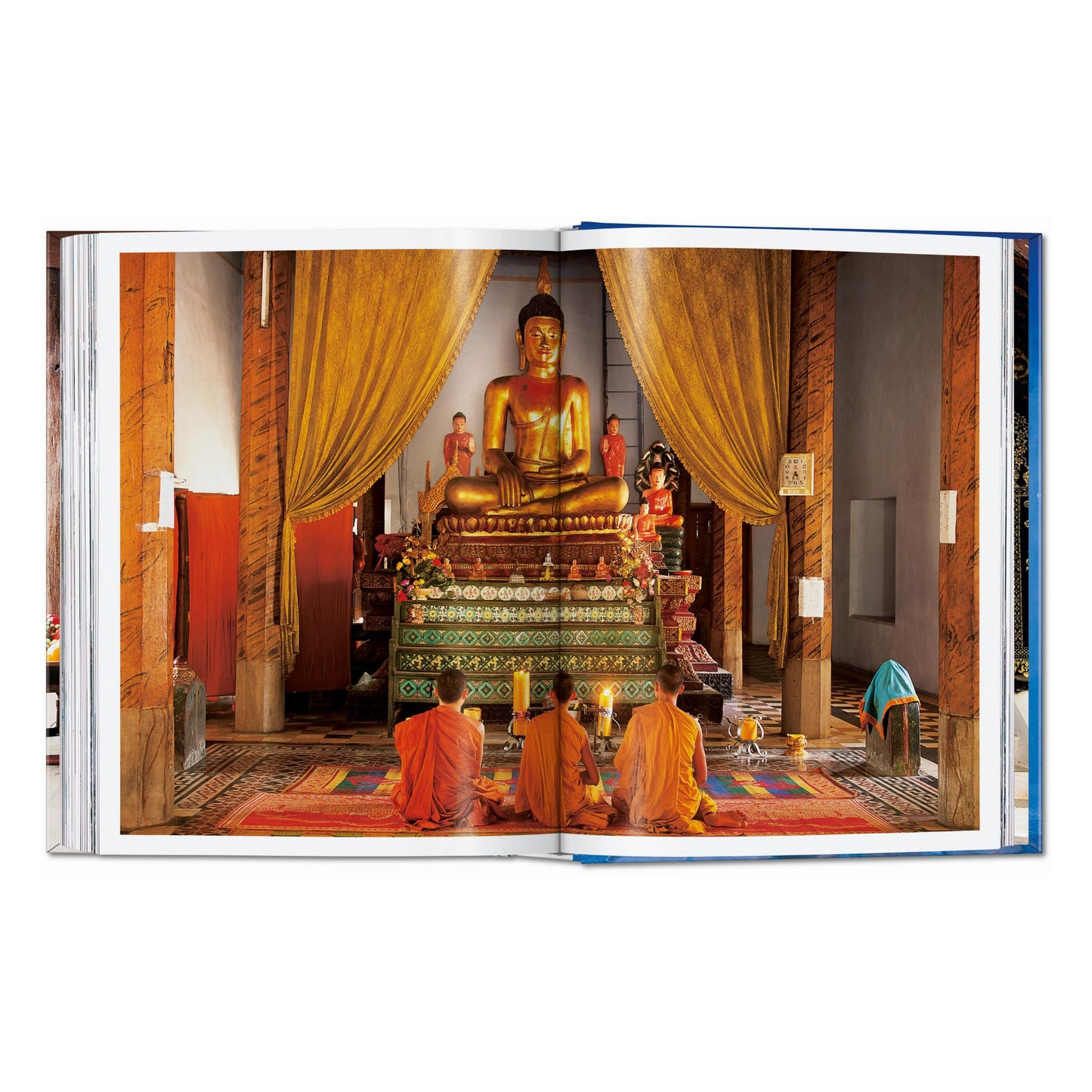 Living in Asia. 45th Ed. (German, French, English) Book