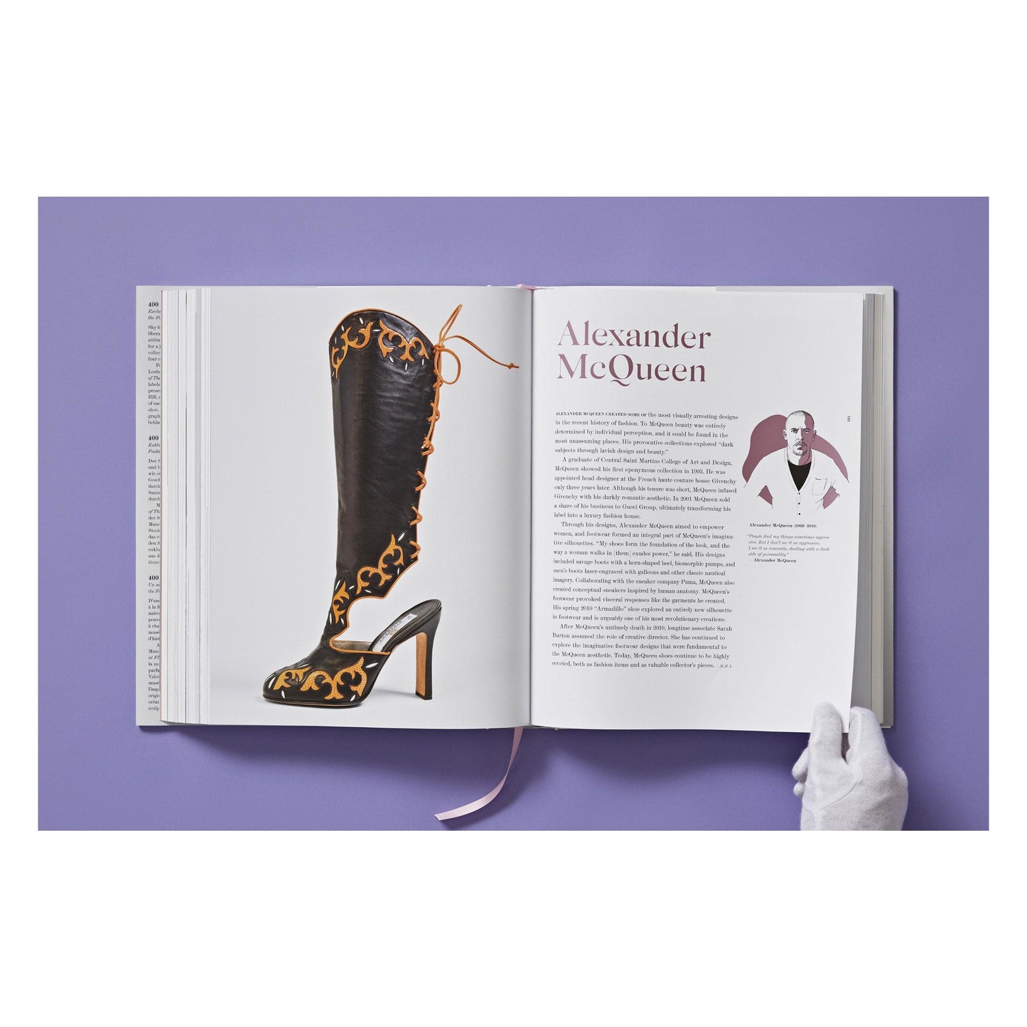 Shoes A–Z. The Collection of The Museum at FIT (German, French, English) (FFE) Book