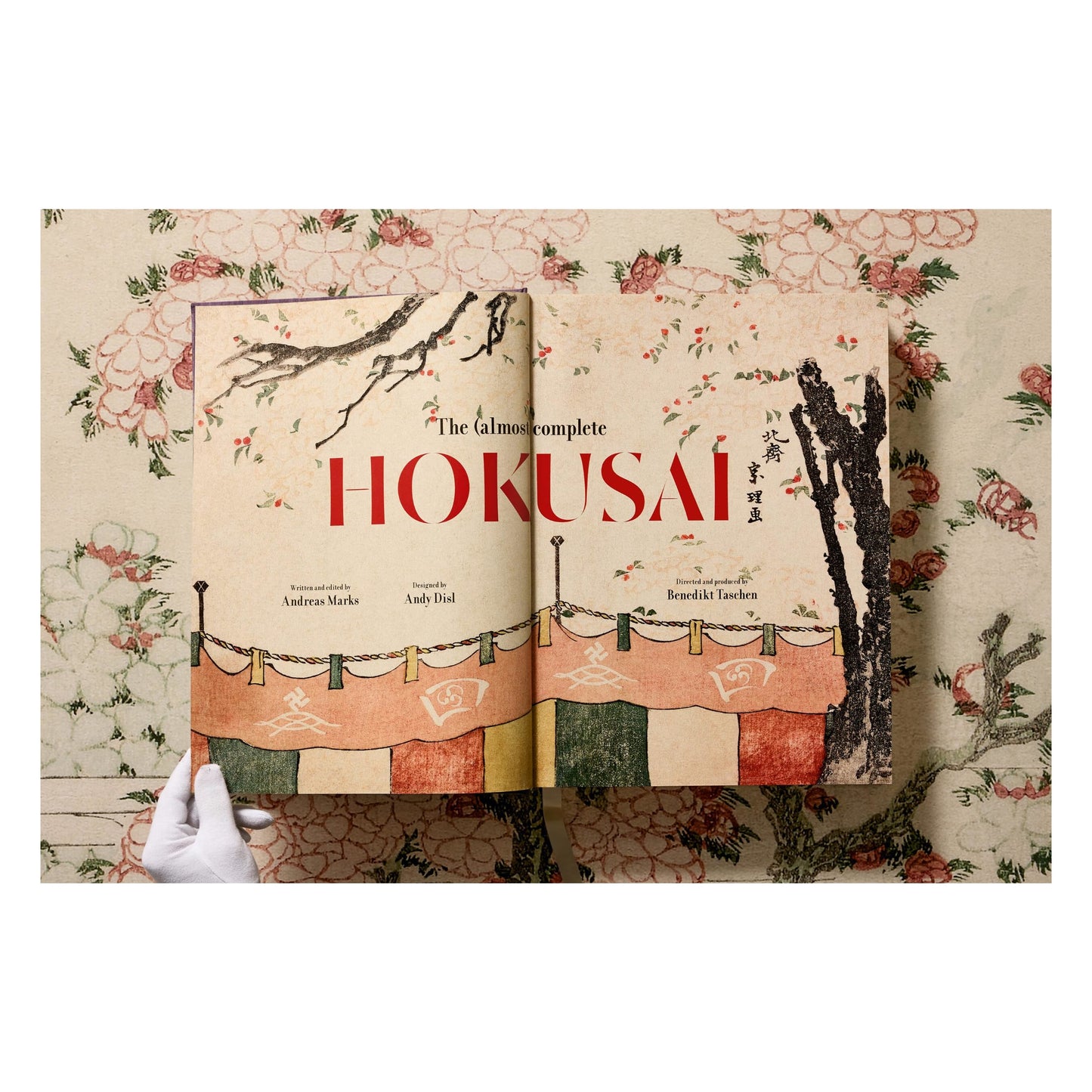 Hokusai (German, French, English) Book