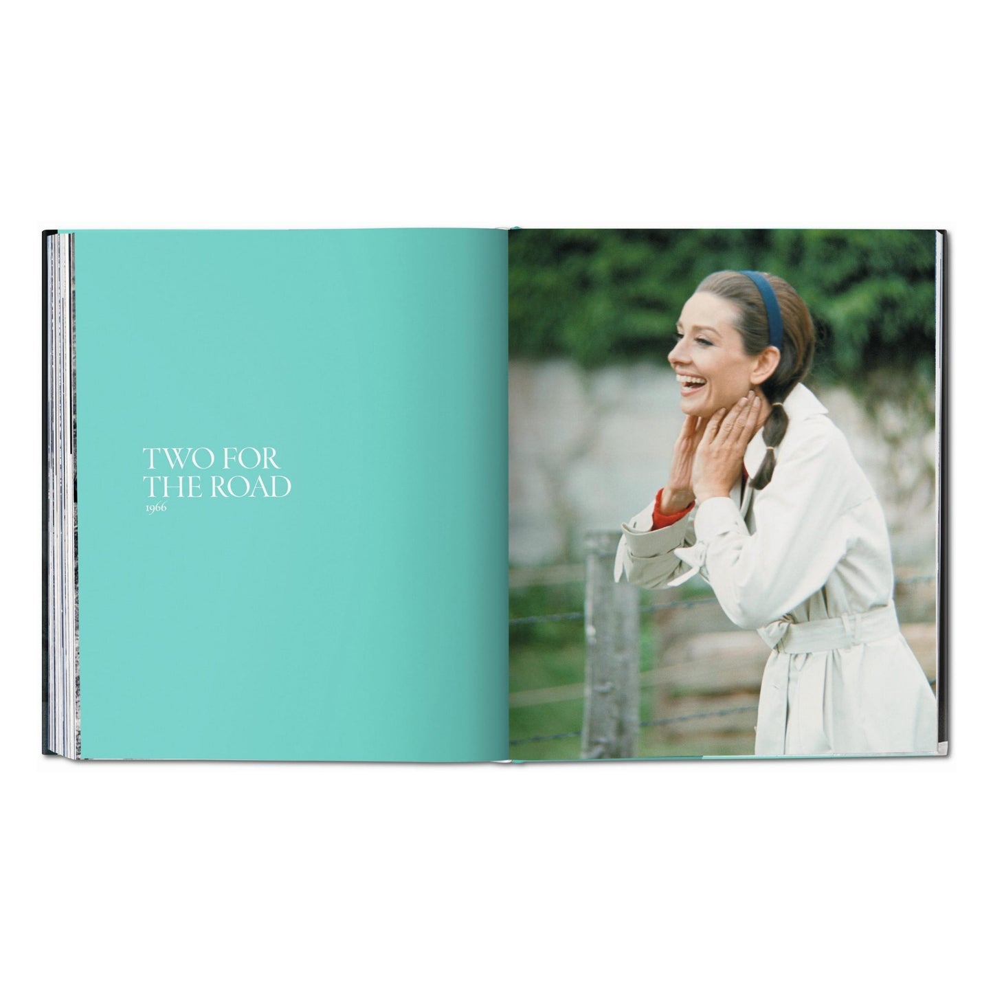 Bob Willoughby. Audrey Hepburn. Photographs 1953–1966 (German, French, English) Book