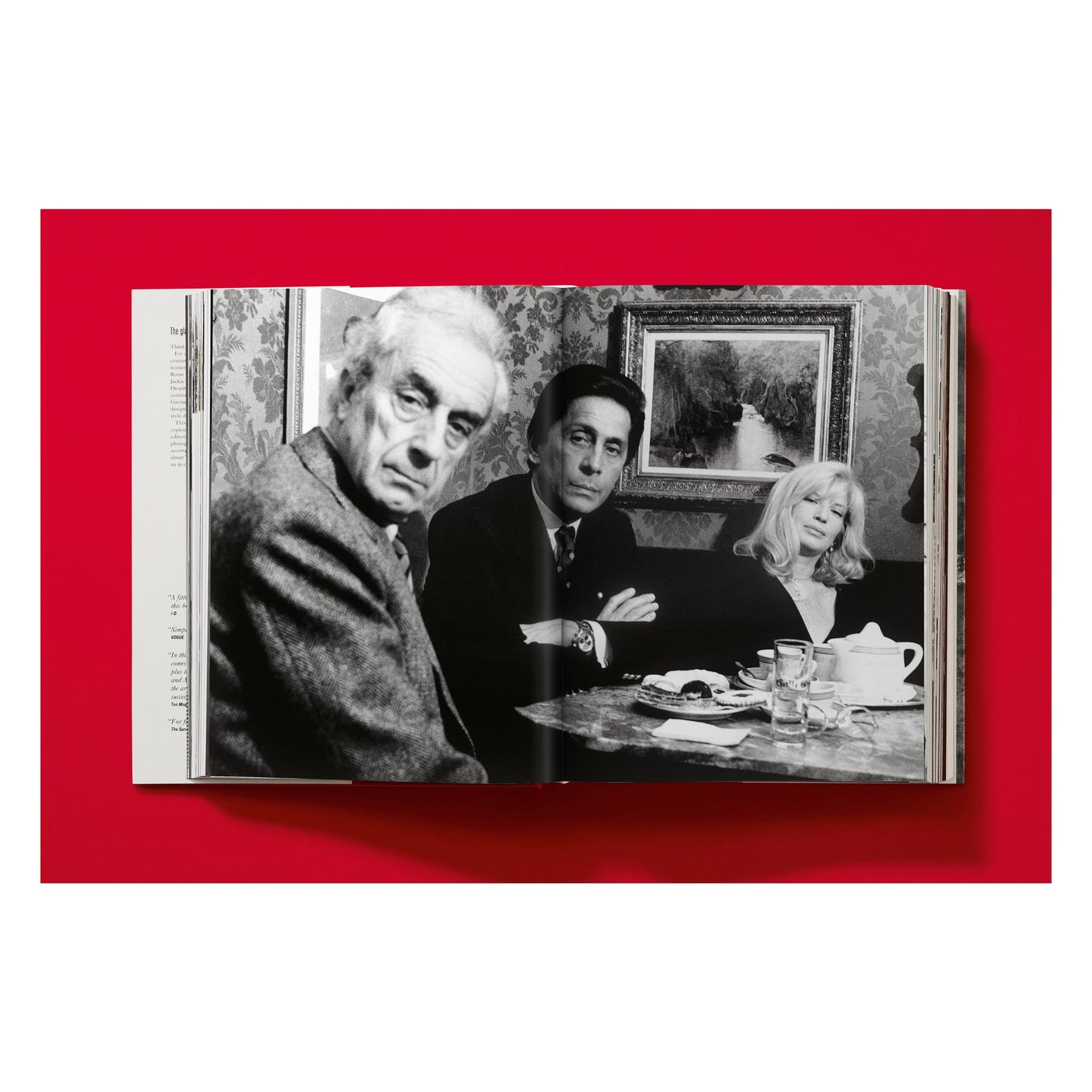 Valentino. A Grand Italian Epic (English) Book