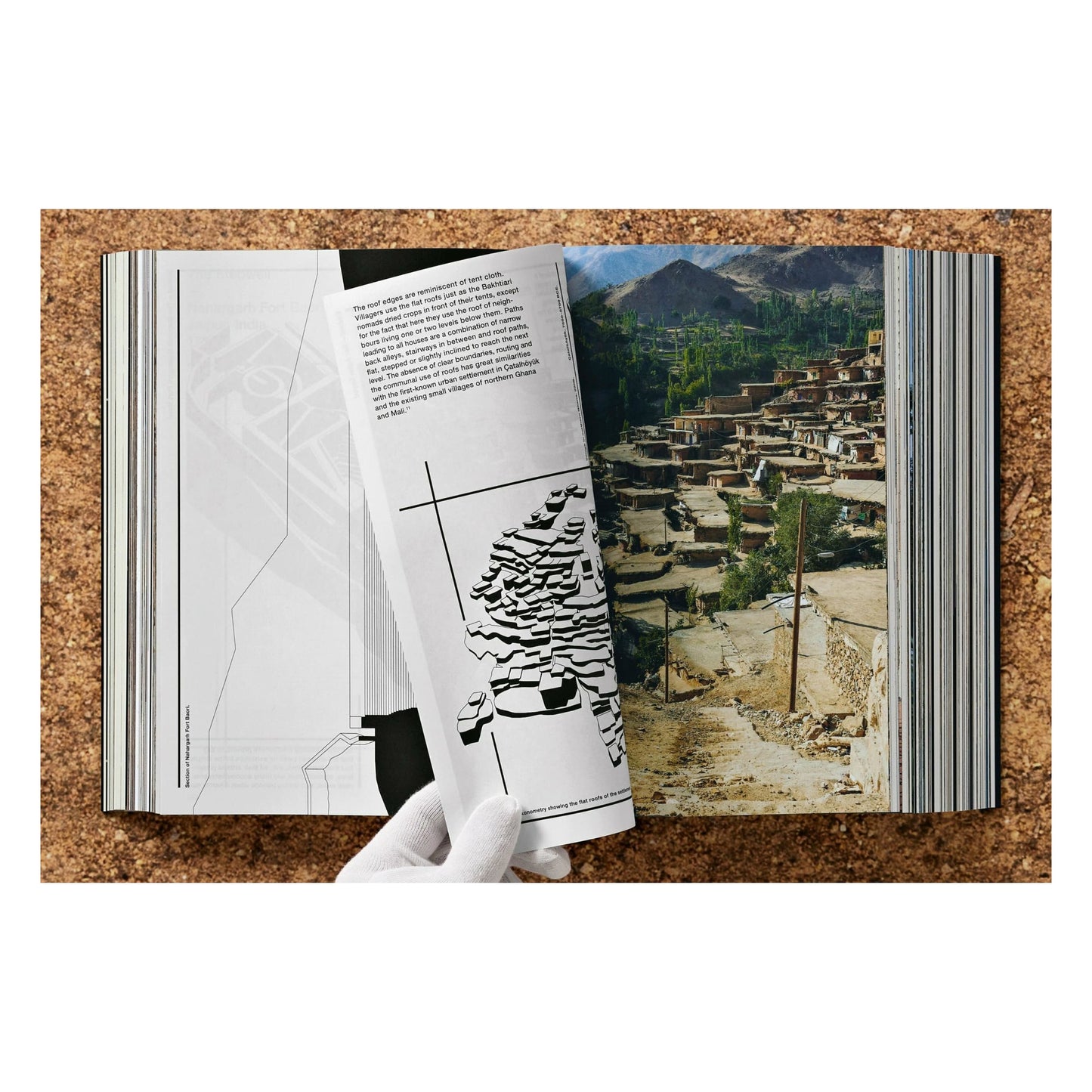 Bjarne Mastenbroek. Dig it! Building Bound to the Ground (English) Book