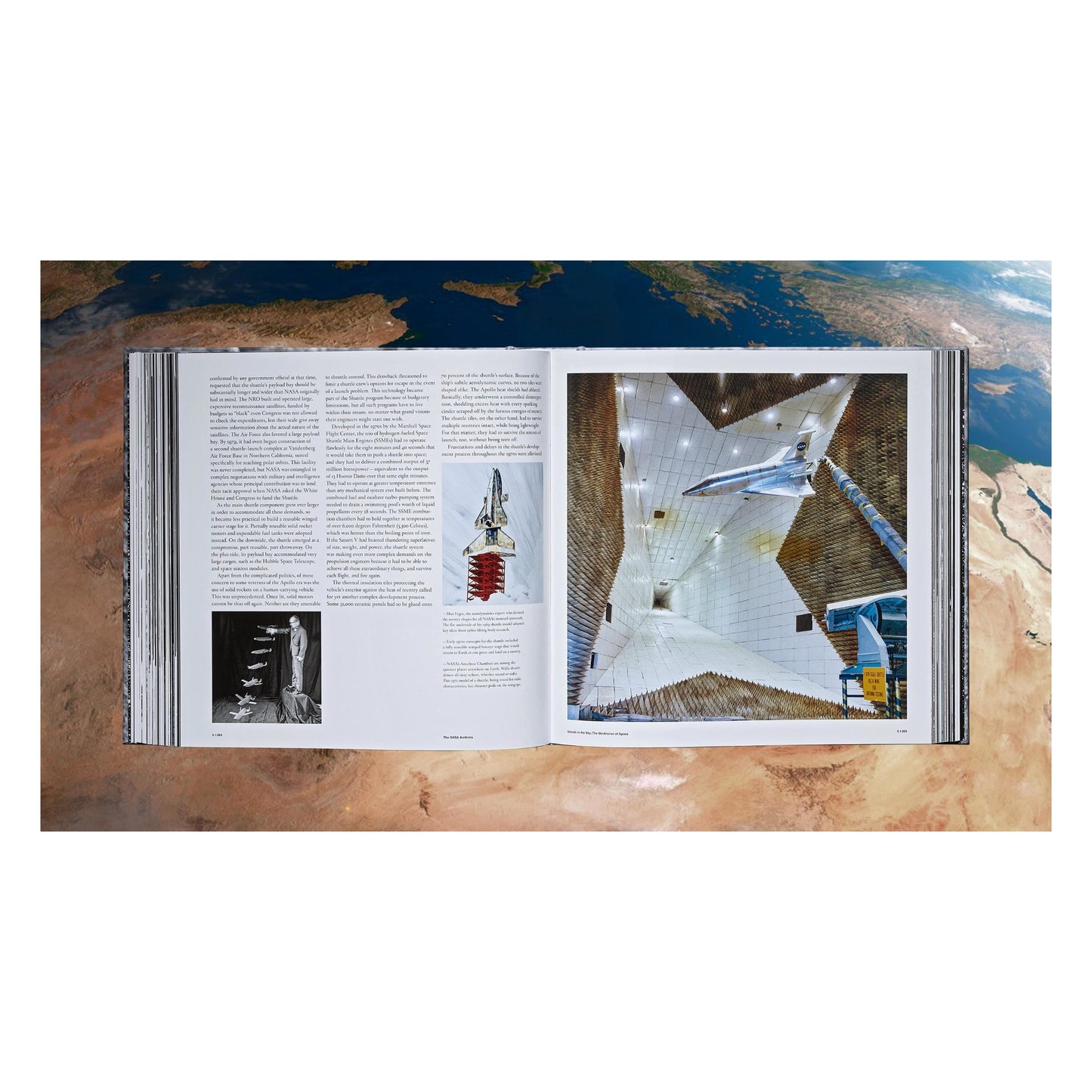 The NASA Archives. 60 Years in Space (English) Book