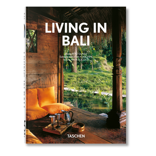 Living in Bali. 45th Ed. (German, French, English) Book