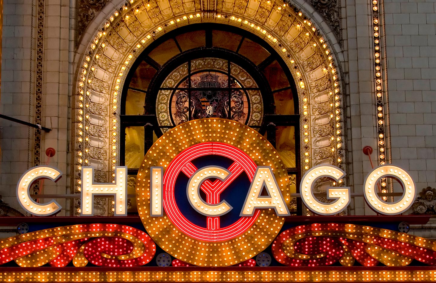Capture My Chicago: Chicago by Chicago Photographers Book