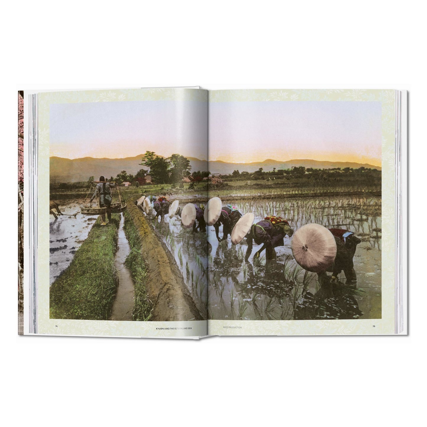 Japan 1900. A Portrait in Color (German, French, English) Book