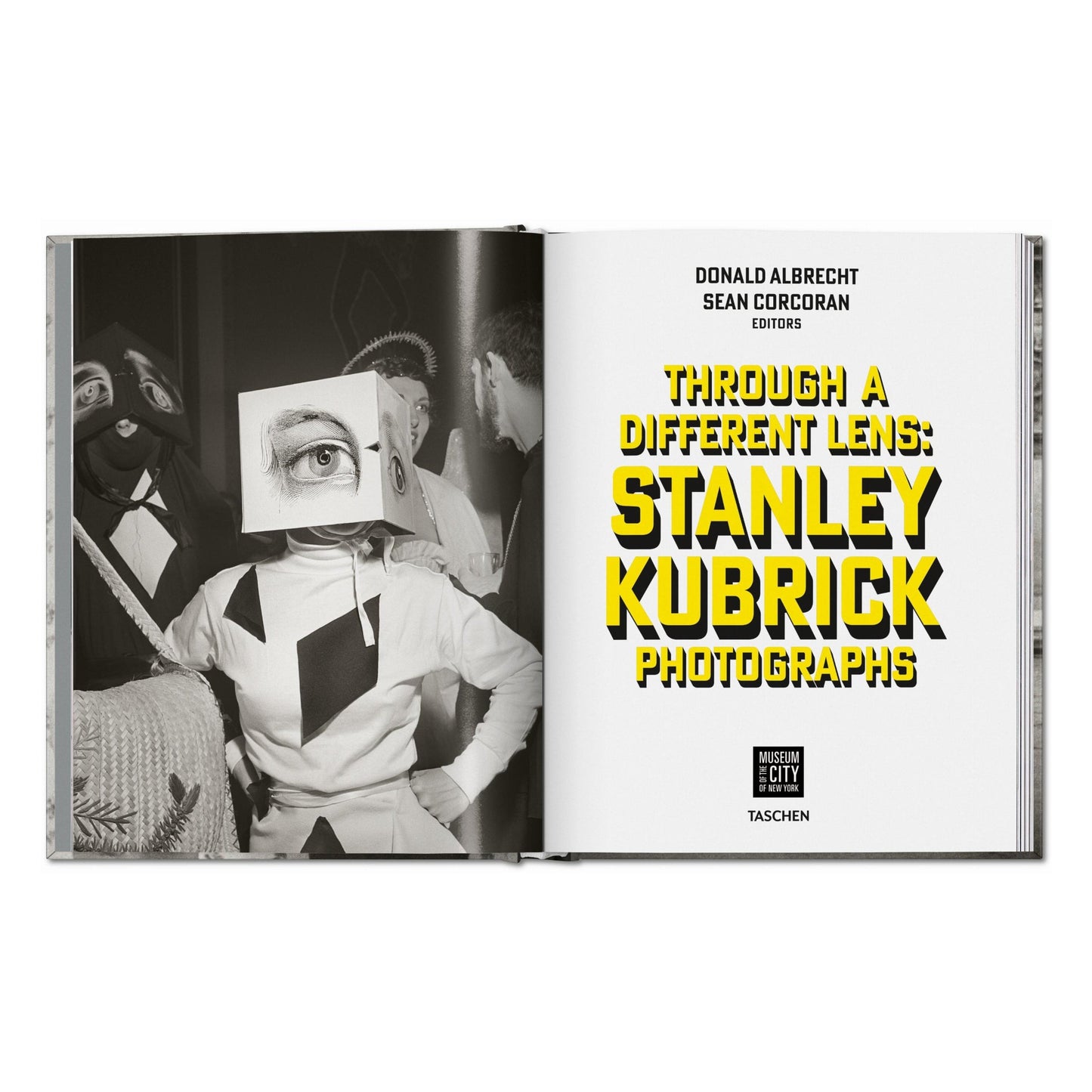 Stanley Kubrick Photographs. Through a Different Lens (German, French, English) Book