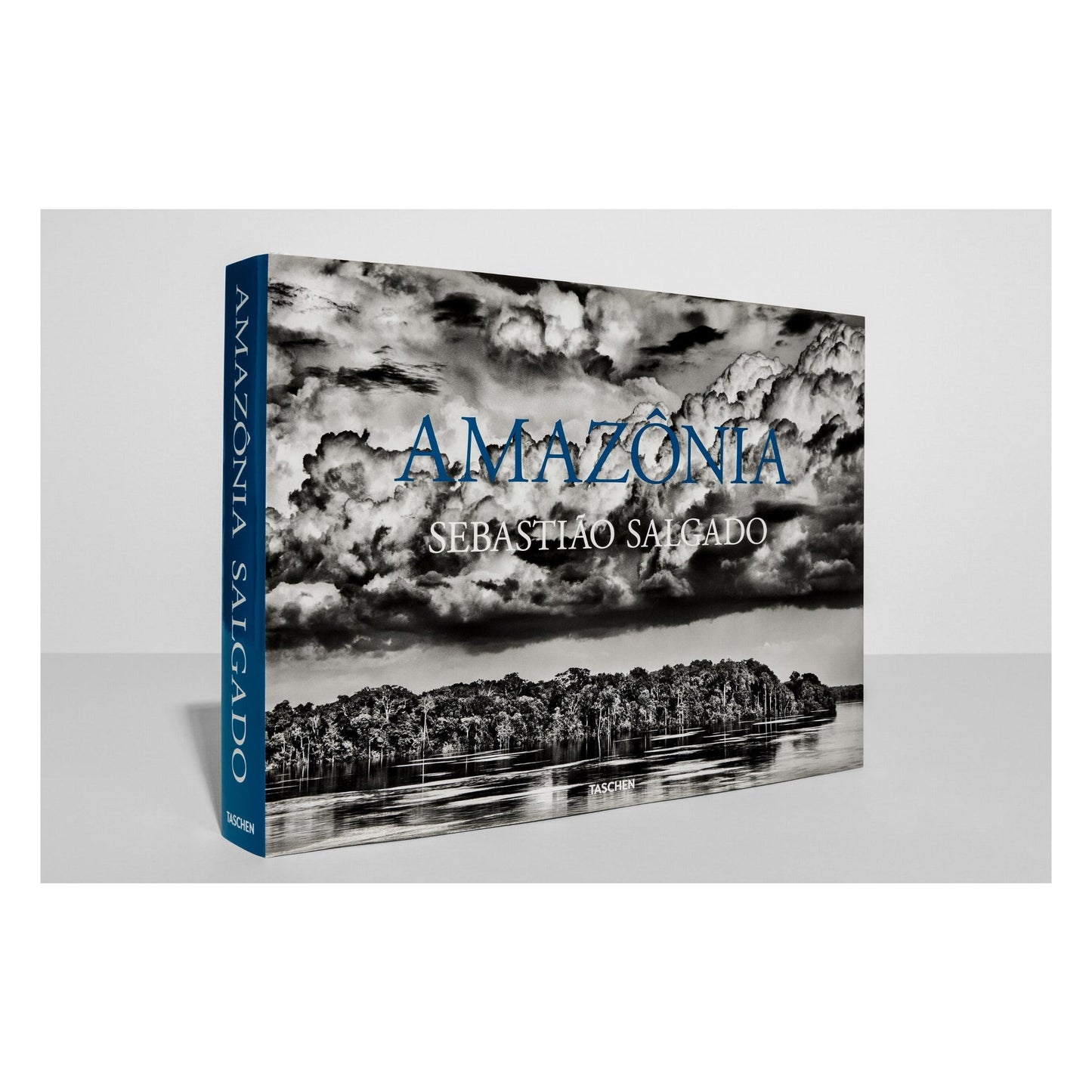 Sebastião Salgado. Amazônia (English) Book