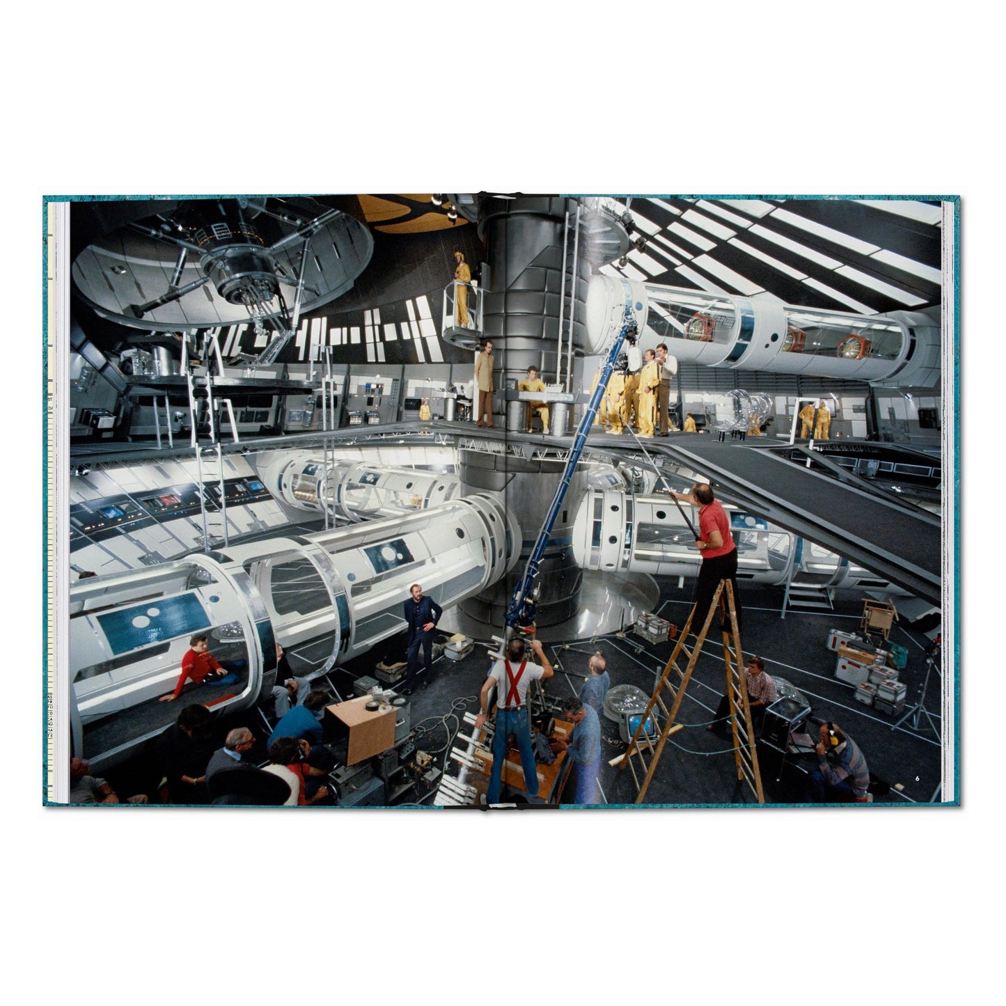 The James Bond Archives. The Complete Films (English) Book