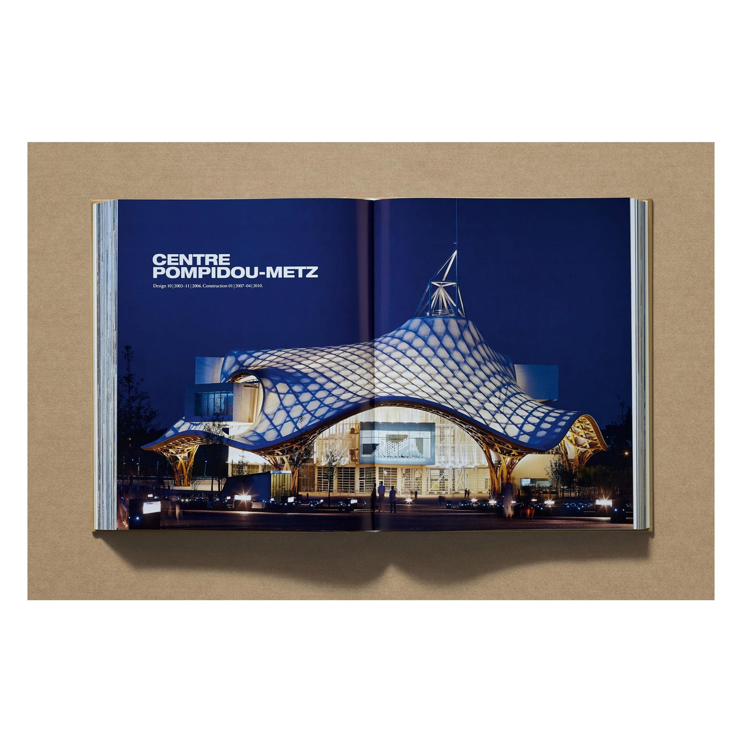 Shigeru Ban. Complete Works 1985–Today (German, French, English) Book