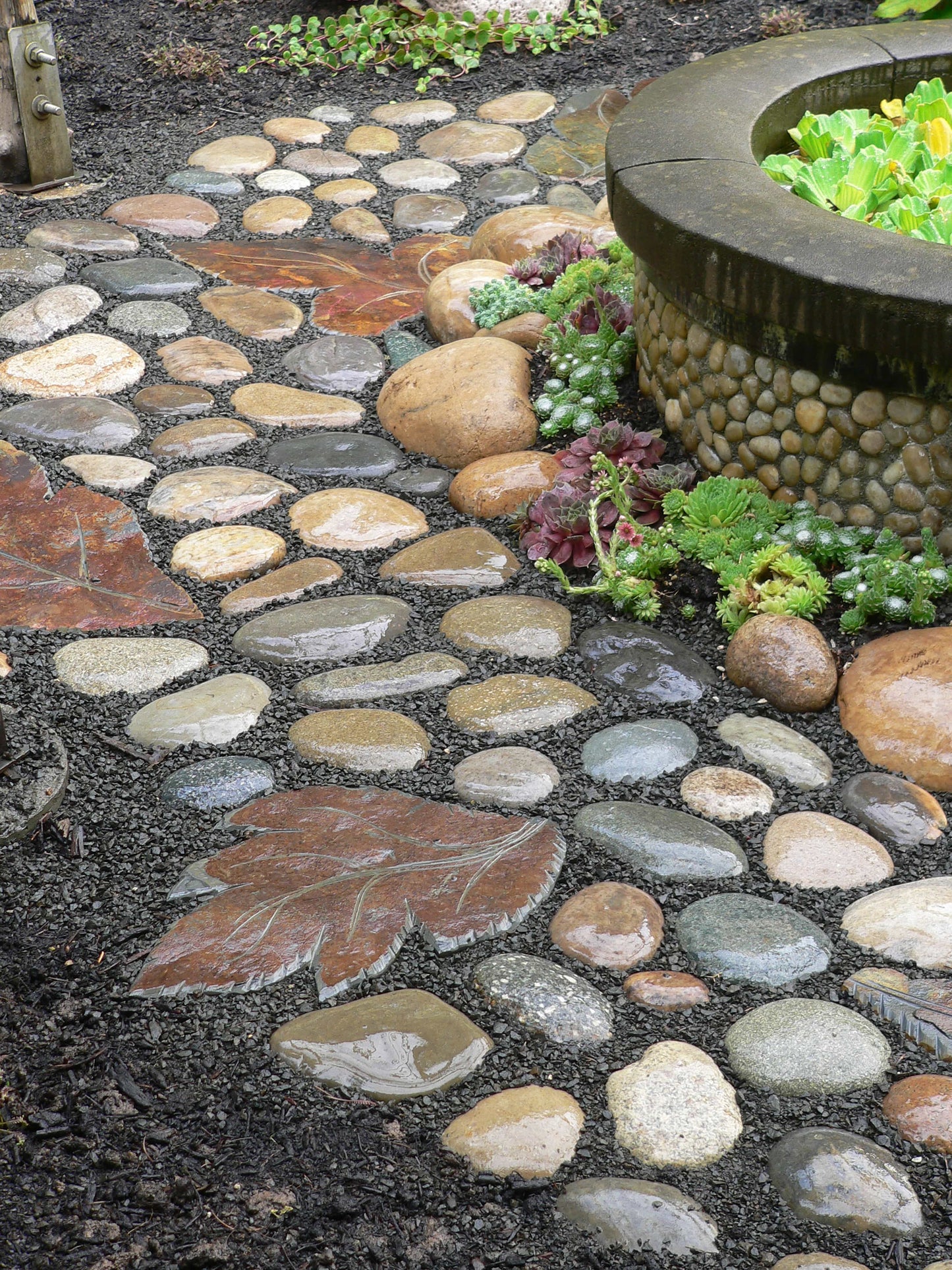 Peace, Love and Gardening: Understanding Pacific Northwest Gardens and Do-It-Yourself Projects to Beautify Them – From the Best of the Pecks' Columns Book