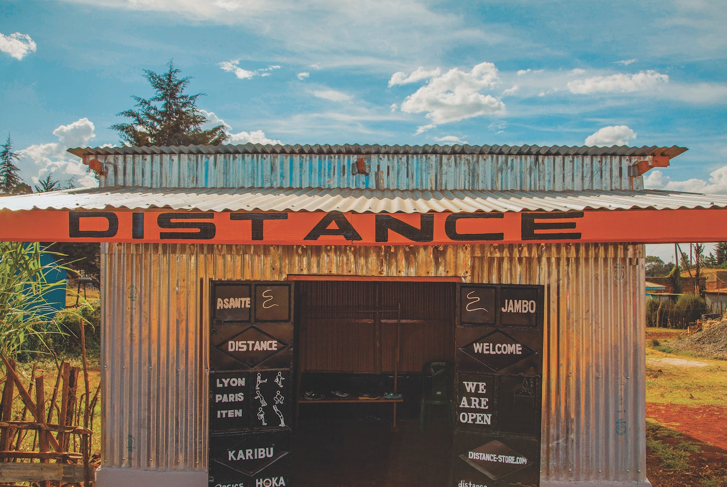 The World's Best Shops Book