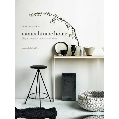 Monochrome Home: Elegant Interiors in Black and White